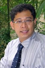 Dr. Baladas — photo