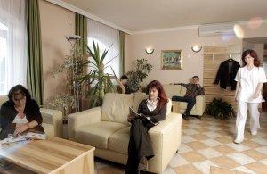 Waiting Lounge - KG-Dental - KG Dental