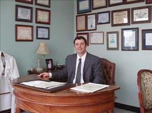 Dr. Luis Da Cruz — photo