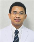 Dr. Gun Keorochana, Orthopedic Surgeon